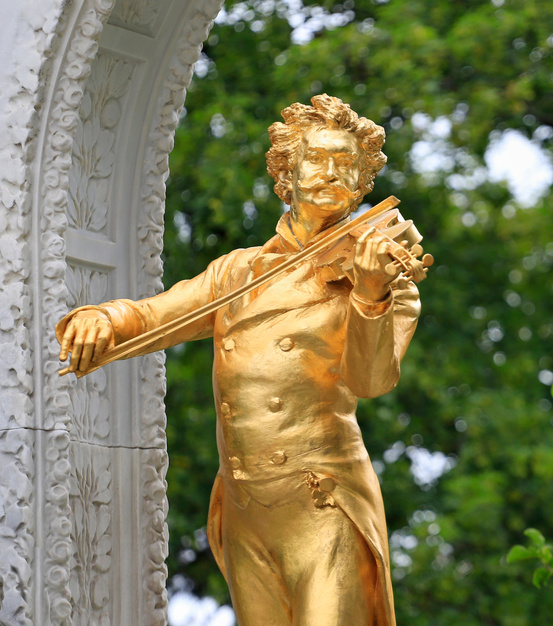 Johann Strauss II statue  in Stadtpark